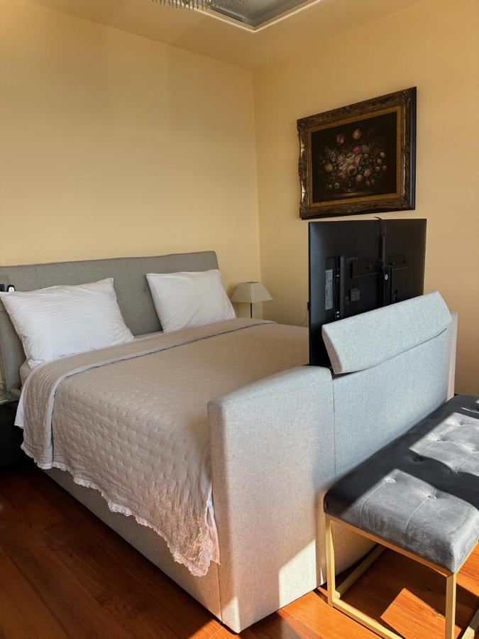 Apartmán Isabella - Luxury With Style Right Next To The Beach, Private Pool And Sea View Opatija