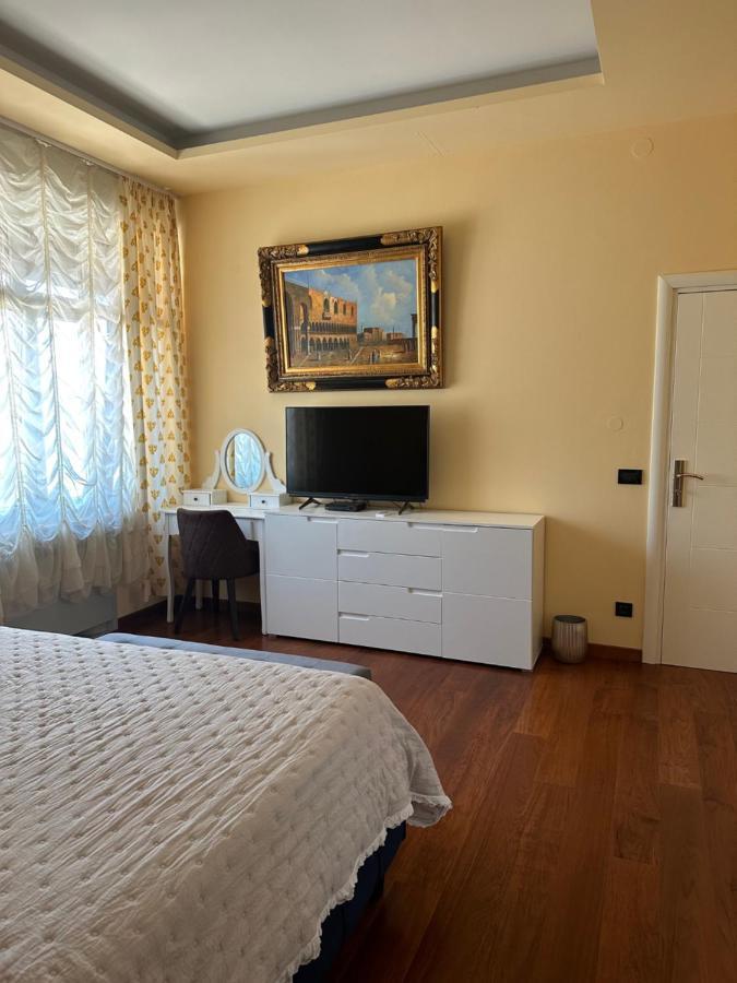 Isabella - Luxury With Style Right Next To The Beach, Private Pool And Sea View Apartmán