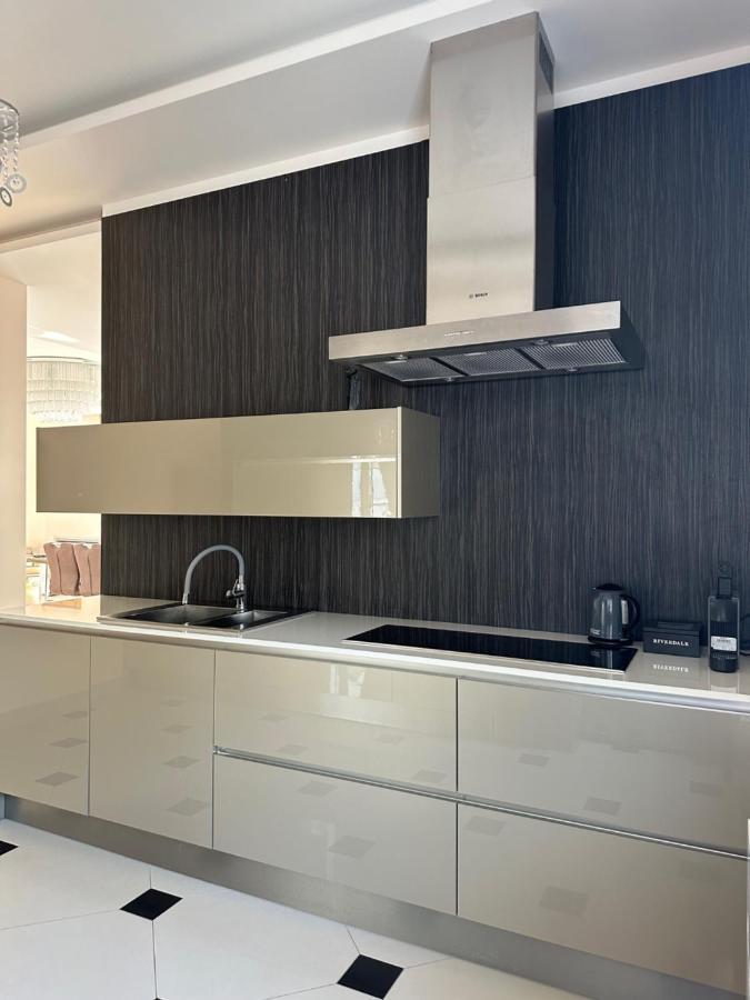 Isabella - Luxury With Style Right Next To The Beach, Private Pool And Sea View Apartmán *